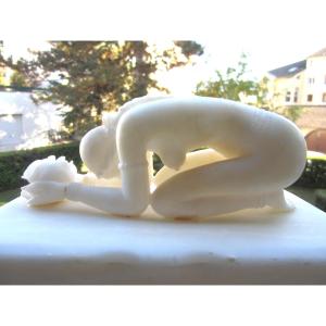 Beautiful Little Alabaster Casket Or Box, Nude Woman, Art Deco Period, Circa 1930, One Small Loss.