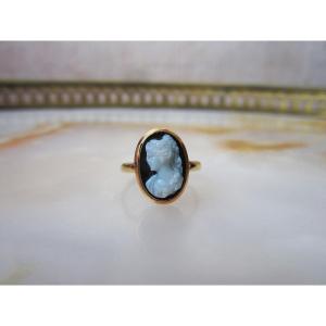 Antique Beautiful 18k Solid Gold Ring With Cameo On Onyx, Size 51. Weight: 2.40 Grams.
