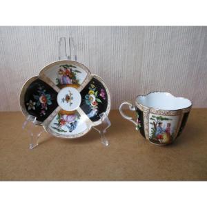  Very Beautiful Quatrefoil Cup In German Porcelain By Helena Wolfsohn Dresden Meissen Saxony.