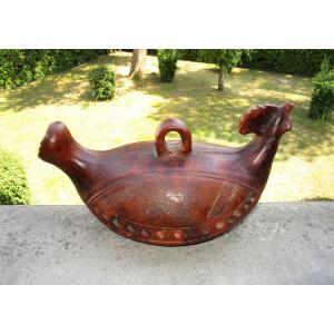 Superb Nineteenth Gargoulette In Terracotta In The Shape Of A Hen, Southwest Of France Or Spain