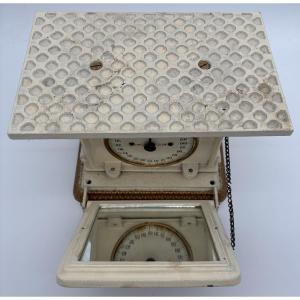 Cast Iron Bathroom Scale, Early 20th Century