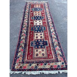 Carpet. Gallery. Iran. Hand-knotted
