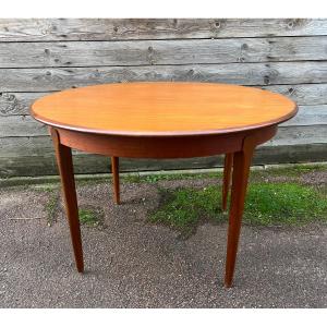 Round Table With 4 Teak Legs, Extendable Model.