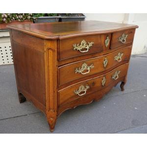 18th Century Louis XV Chest Of Drawers