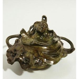 Art Nouveau Bronze Bonbonnière By Bruchon Emile