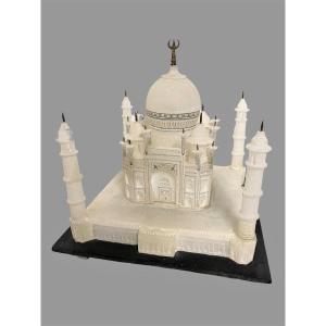 Alabaster Sculpture Of The Taj Mahal Mausoleum, 20th Century