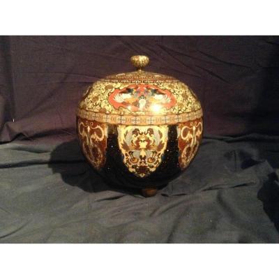 Grande Ronde Japanese Potiche, Part Two From Nineteenth