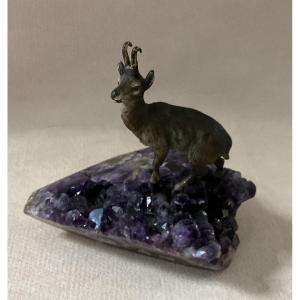 Vienna Bronze Chamois On Amethyst
