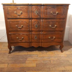 "crossbow" Chest Of Drawers, Walnut, Provence 18th Century.