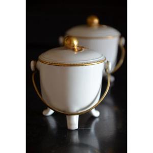 Pair Of Porcelain Pots. Eighteenth Century.