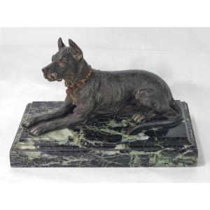 Cold Painted Great Dane Guard Dog, Base In Bergmann Vienna Bronze Green Marble