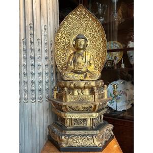 Buddha Statue In Gold Lacquer.