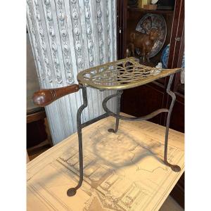 Wrought Iron Tripod Iron Stand.