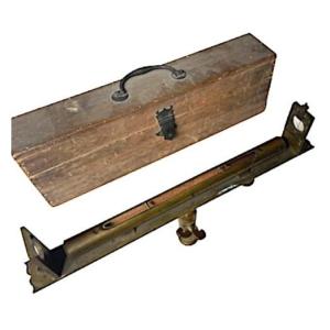 Large Level With Bubbles And Pinnules Around 1750 In Its Original Box - Architect