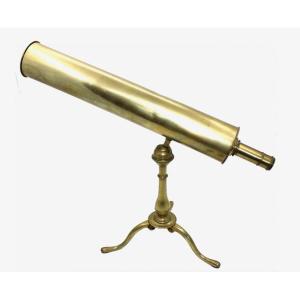 Navarre Reflecting Telescope In Paris