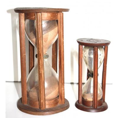 Very Large Hourglass Epoque Debut XVIII Eme