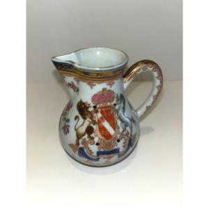 Creamer Compagnie Des Indes 18th Century With Coat Of Arms Decor