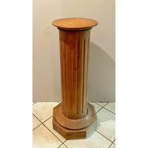 Oak Selette In The Shape Of A Fluted Column