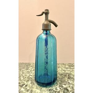 Blue Glass Pyramid Siphon