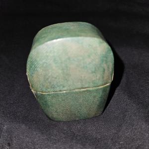 Stingray-covered Perfume Bottle Box