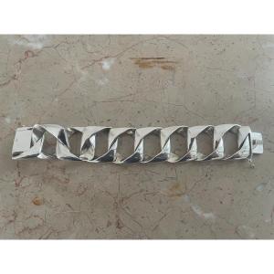Silver Curb
