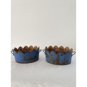 Pair Of Painted Sheet Metal Glass Pantes With Chinese Decoration