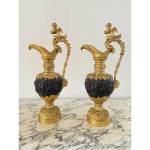 Pair Of Ewers In Gold Bronze And Patina From The XIX Century