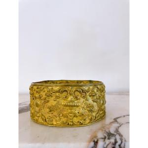 Virgin's Crown In Embossed Gold Metal 