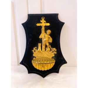 Wall-mounted Holy Water Font In Gilt Bronze On Velvet 