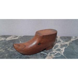 Clog Snuffbox - 19th
