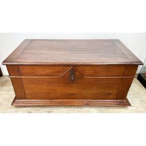 18th Century Solid Oak Périgourdin Chest
