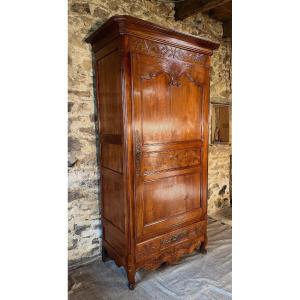 Vendeenne Bonnetiere In Louis XV Walnut, 19th Century