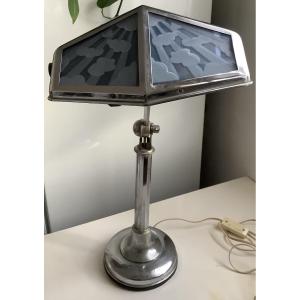 Pirouette Desk Lamp