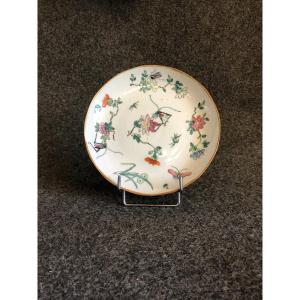Small Porcelain Plate. China, 19th Century