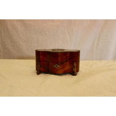 Rosewood Box Decorated With An Oil Painted Medallion, XIXth Century
