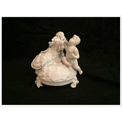 Biscuit Putti And Cow, XXth Century