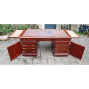  Louis Philippe Period Mahogany Desk With Pedestal From The 19th Century