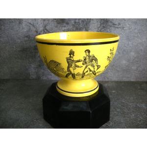 Fine Earthenware Bowl, Circa 1820, Military Decoration, Signed Montereau