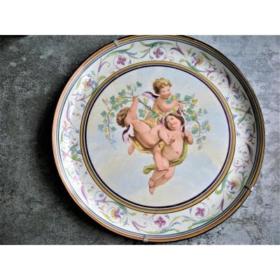 Dish In Faience XIXth Decor Cherubs De Creil And Montereau
