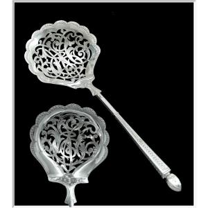 Emile Puiforcat - Solid Silver Perforated Dessert Serving Set 