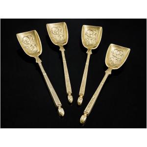 Boyer & Callot Set Of Four Salt Scoops In Solid Silver And Vermeil. Minerva 950