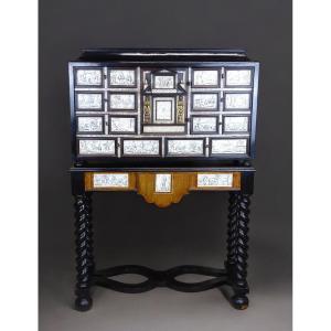 Italiancabinet In Ebony And Engraved Ivory Marquetry – 17th Century