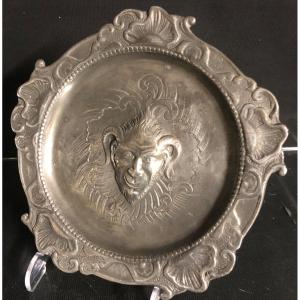 Eighteenth Devil Pewter Dish Hallmarks