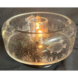 Engraved Crystal Aquarium Lamp Circa 1940 Signed Cristallerie Robert Belgium In Very Good Condition
