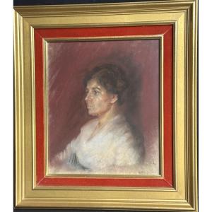 Herman Richir 1866-1942 Belgian Attr Female Portrait In Pastel Circa 1930 