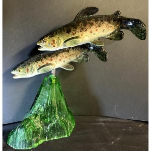 Raymond Gangloff 20th Century, 2 Signed Trout Figurines On Pedestals, Polychrome Earthenware On A Glass Base, 38 Cm