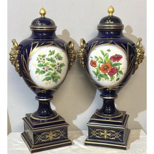 19th Century Important Pair Of Covered Vases 73cm Signed Paul Lefebure Paris Sèvres Style Blue And Gold