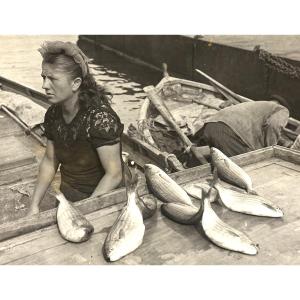 Georges Boyer Lyon 20th Century Photograph Fishmonger Photo /63