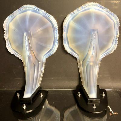 Important Pair Of Appliances 1930 1940 In Opalescent Glass In The Taste Of Sabino