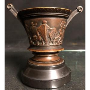 Crater Vase In Bronze 19th Century Decor With Antique Cut
